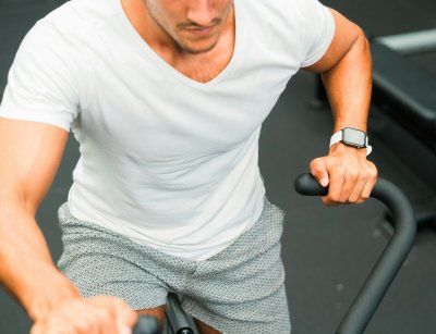 Tien minuten intensief sporten kan kankercellen afremmen